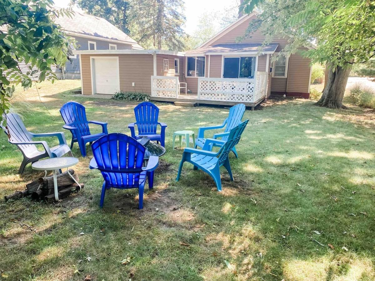Beachglass Cottage - Family Friendly Kids And Pets Grand Beach Exterior photo