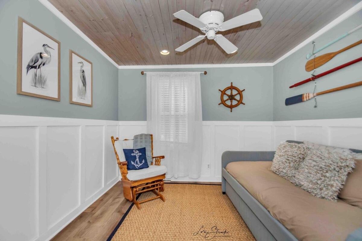 Beachglass Cottage - Family Friendly Kids And Pets Grand Beach Exterior photo