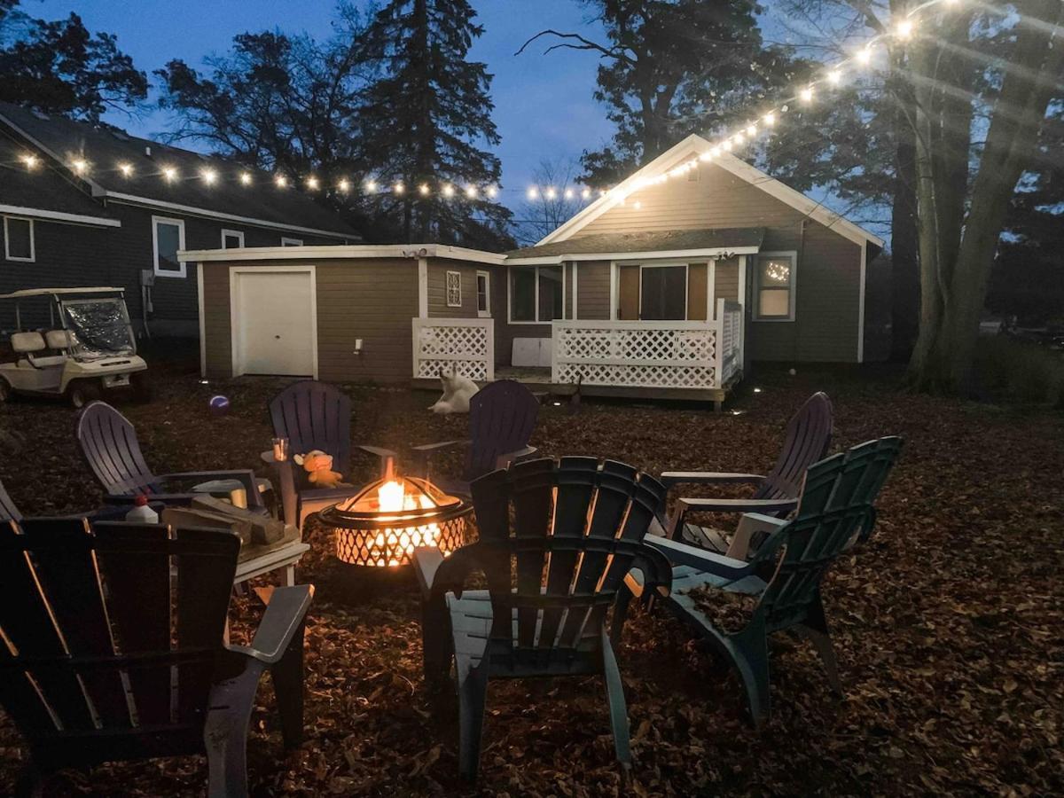 Beachglass Cottage - Family Friendly Kids And Pets Grand Beach Exterior photo